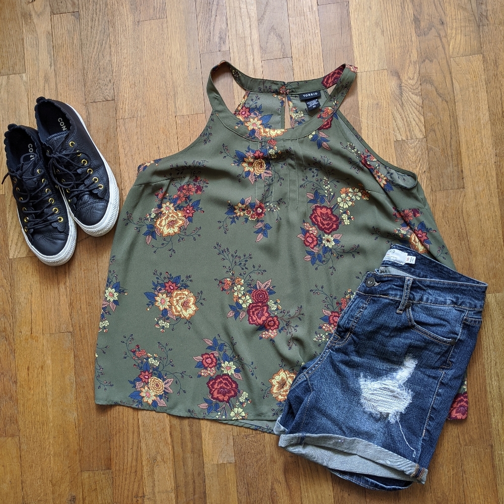 Torrid 00 tank top